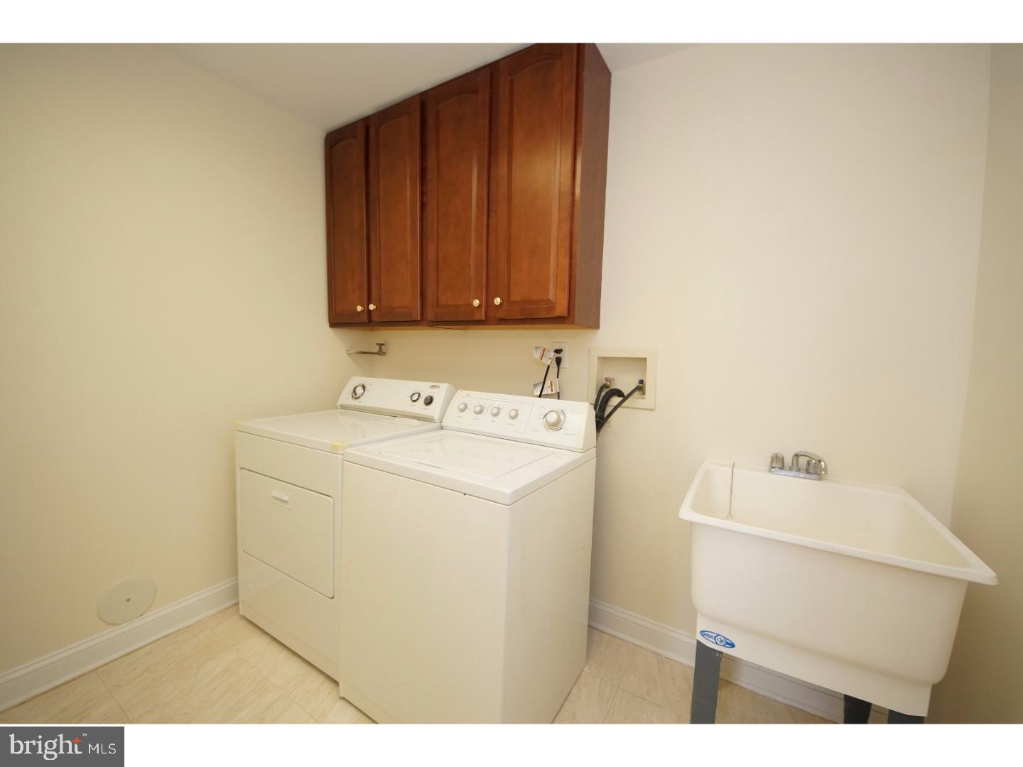 19 Lancaster Court Princeton Junction, NJ 08550 - Photo 16 of 25 Laundry Room