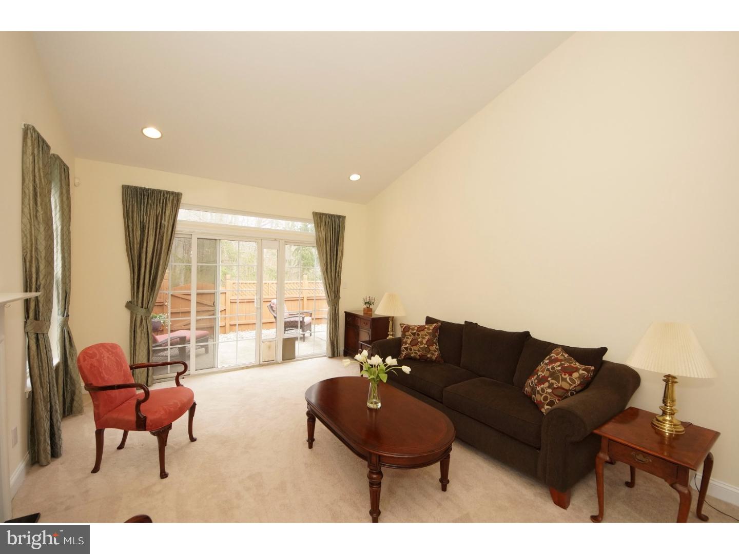 19 Lancaster Court Princeton Junction, NJ 08550 - Photo 7 of 25 Living Room