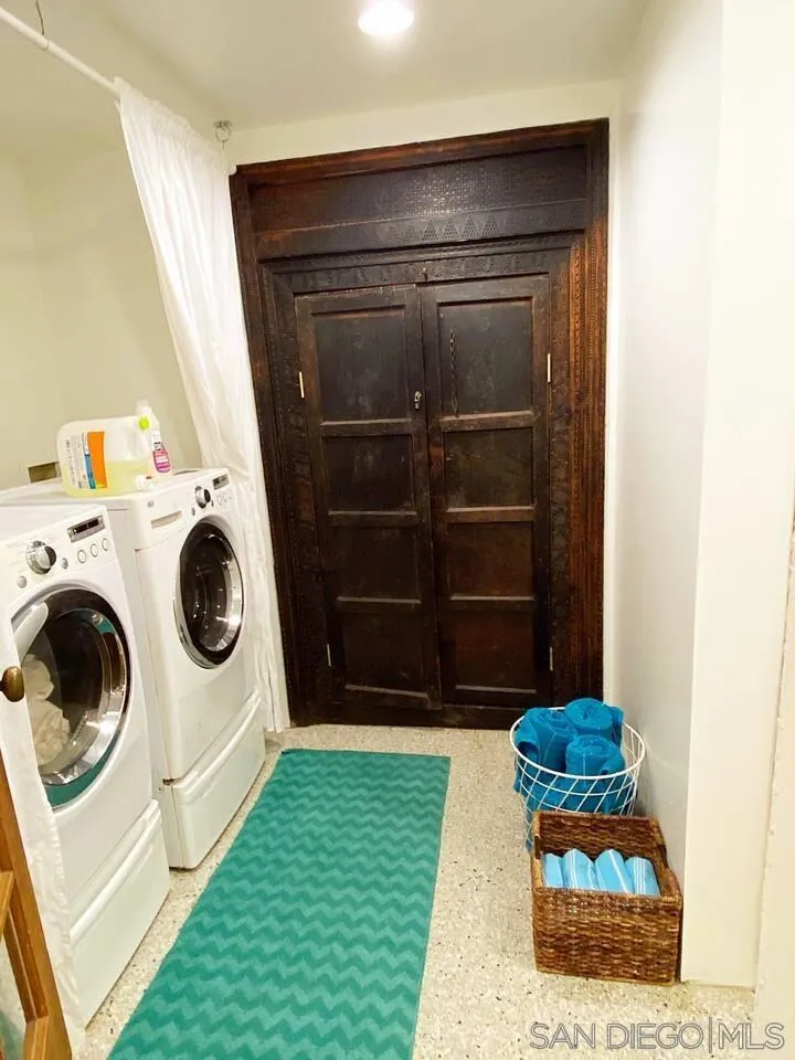 513 3rd Street Encinitas, CA 92024 - Photo 20 of 22 a utility room with dryer and washer
