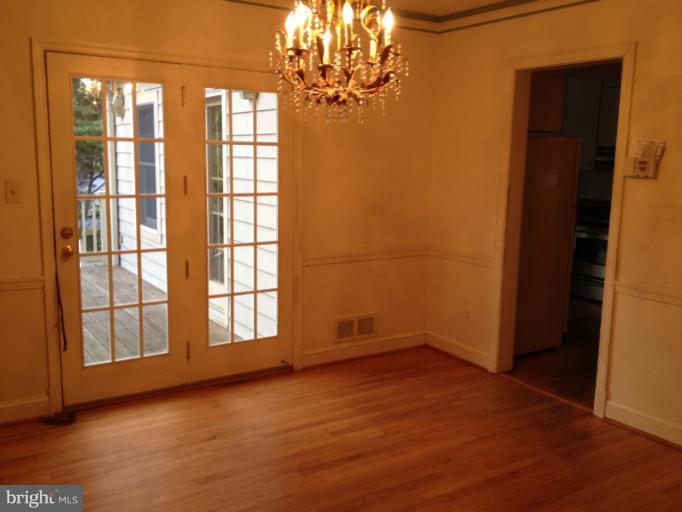 2811 Ivydale Street Silver Spring, MD 20902 - Photo 10 of 11 Dining Room