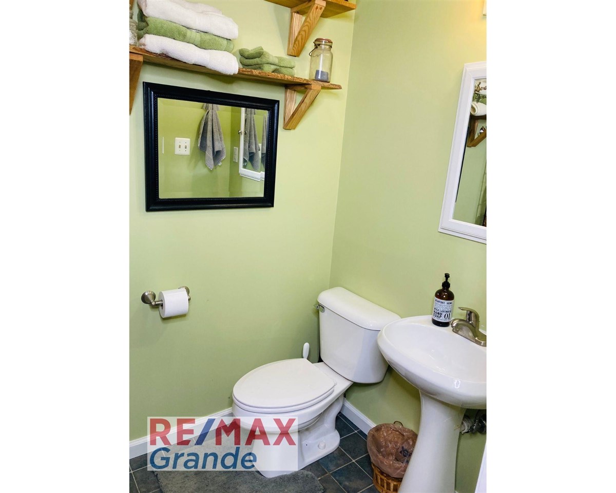 1290 South Graham Road Flint, MI 48532 - Photo 8 of 39