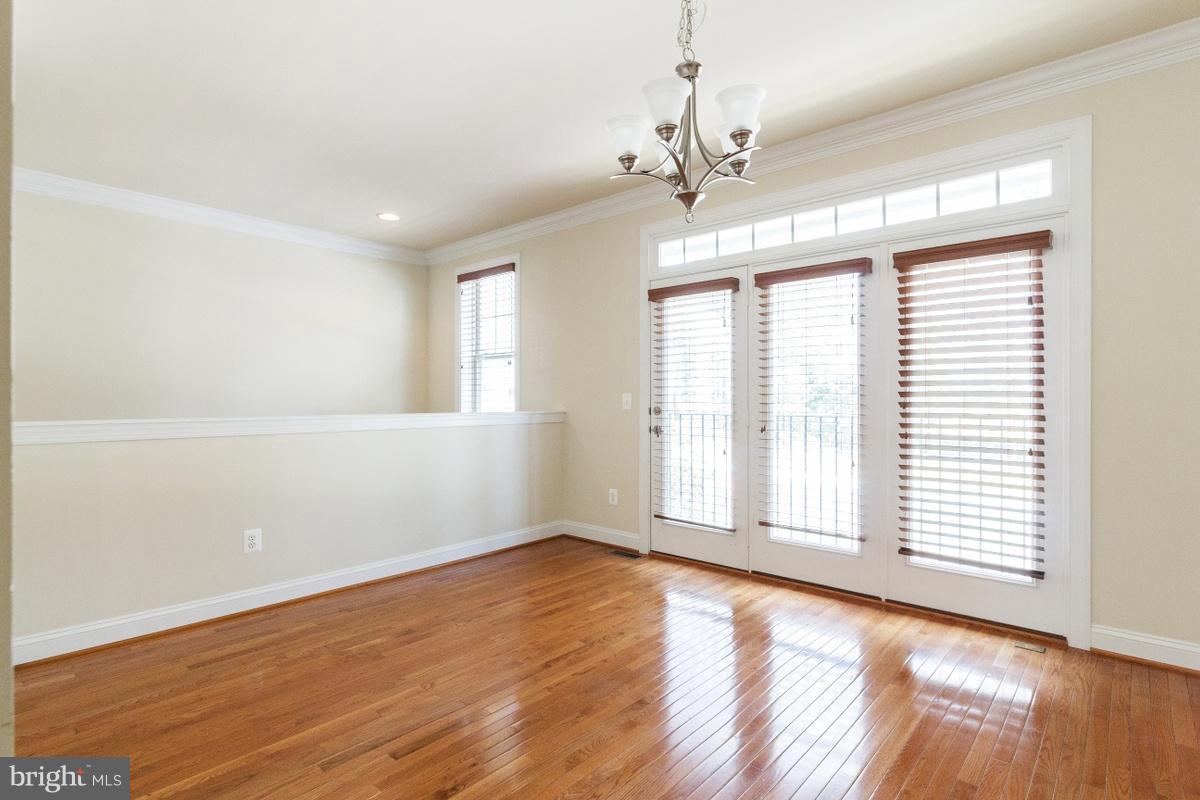43310 Old Ryan Road Ashburn, VA 20148 - Photo 5 of 17 Living Room*Dining*Excercise or office! You choose