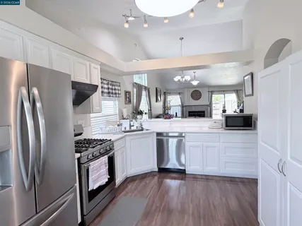 $520,000 | 8551 Summer Knoll Way, Elk Grove, CA 95624