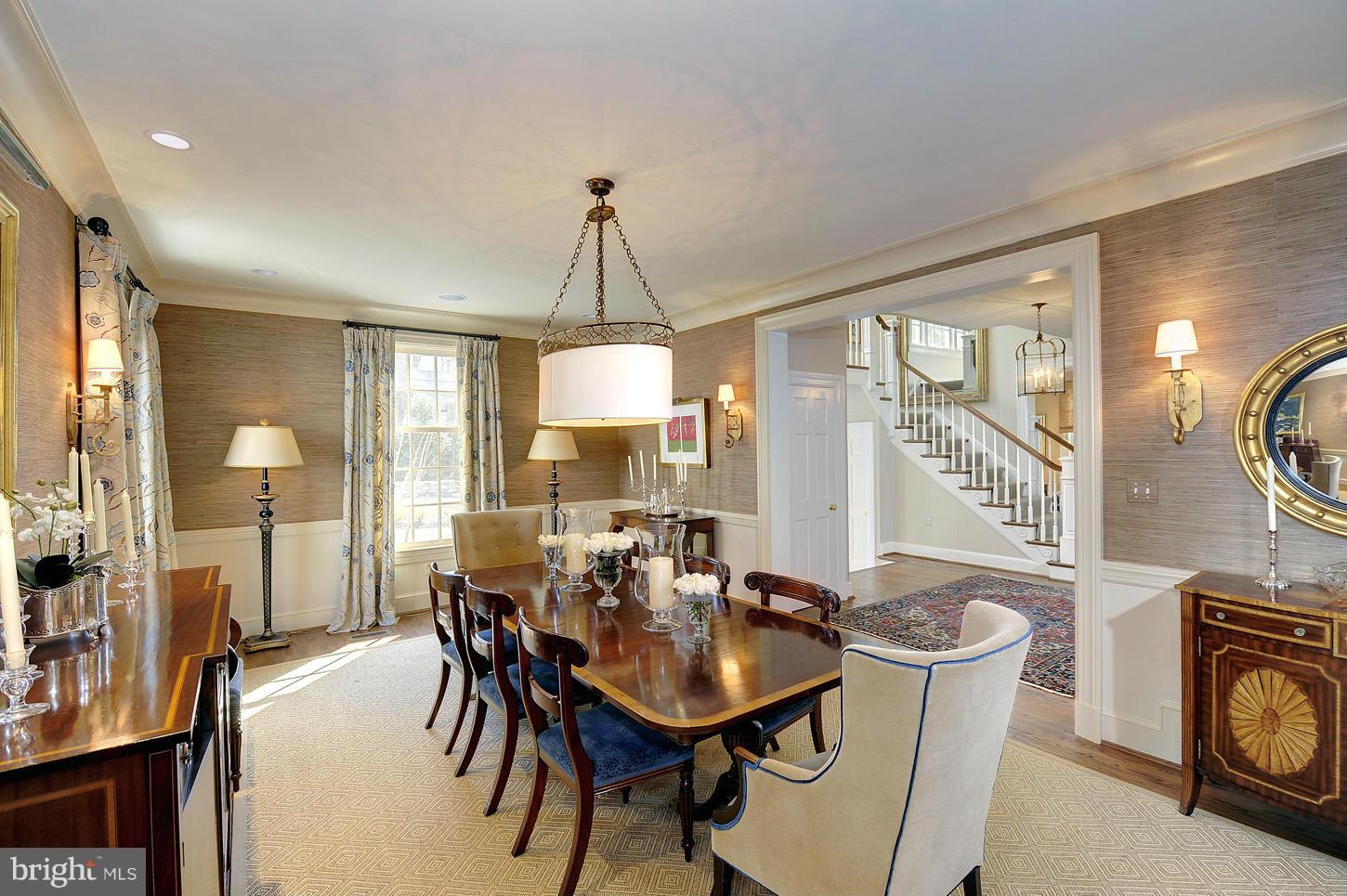3010 Foxhall Road Northwest Washington, DC 20016 - Photo 9 of 26 Dining Room