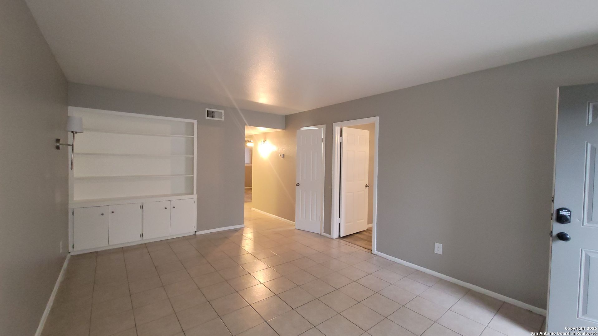 516 Gentleman Road, Unit 5 Balcones Heights, TX 78201 - Photo 2 of 15 a view of an empty room and closet area