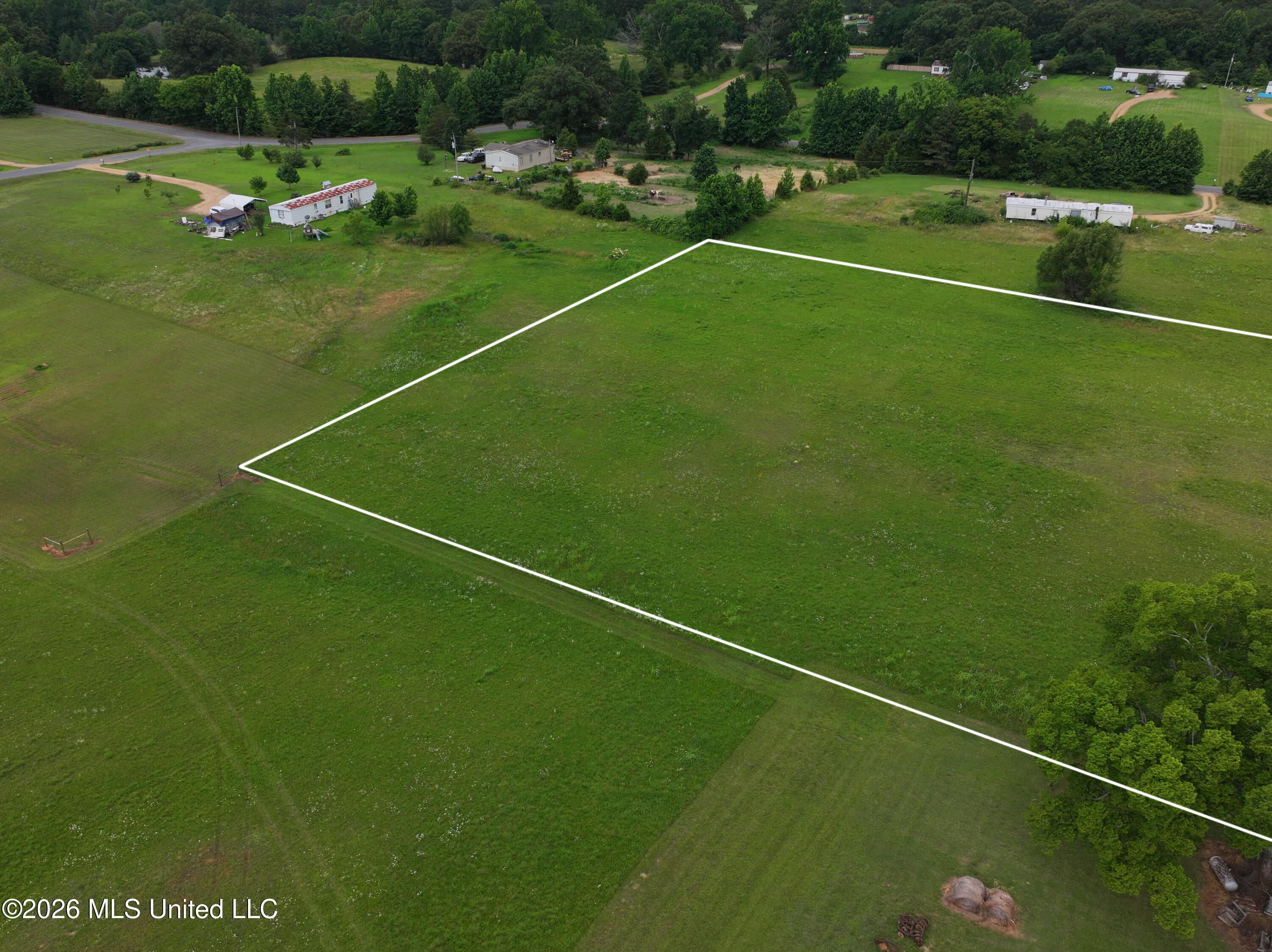 428 Cherry Tree Lane Coldwater, MS 38618 - Photo 3 of 14 PIC3