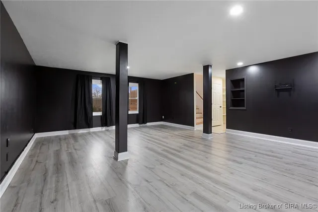 $335,000 | 6828 Farnsley Knob Road, Elizabeth, IN 47117