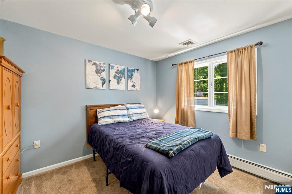 172 Rafkind Road Bloomingdale, NJ 07403 - Photo 30 of 43 Gallery Image 30