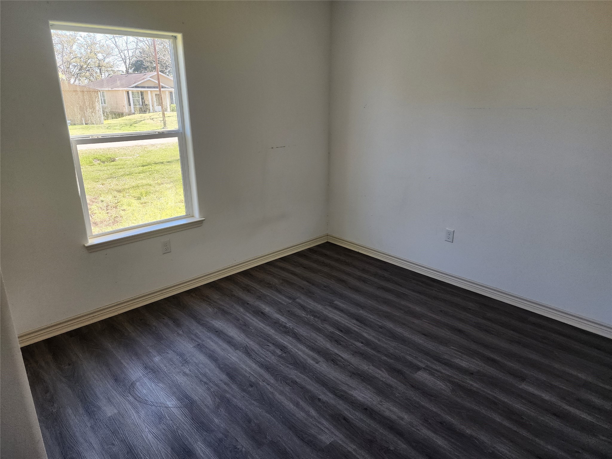 2510 24th Street Dickinson, TX 77539 - Photo 4 of 19