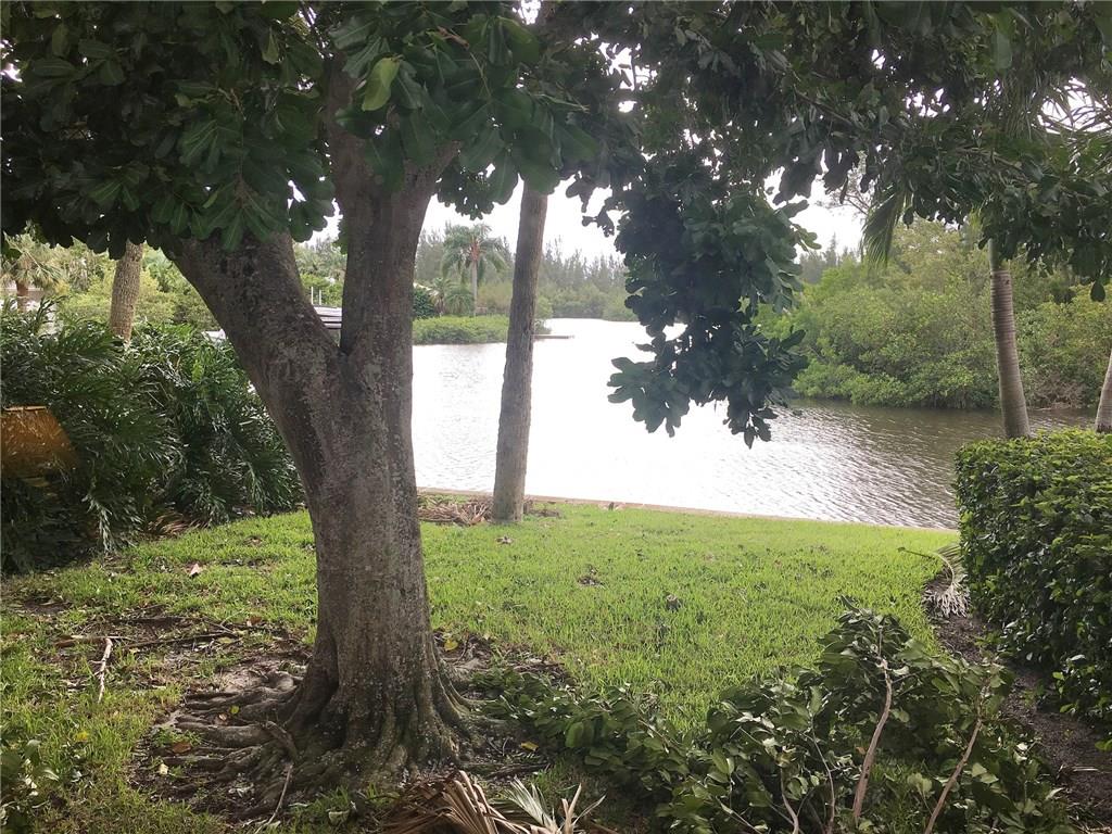 716 Tides Road Vero Beach, FL 32963 - Photo 31 of 32 Gallery Image 31