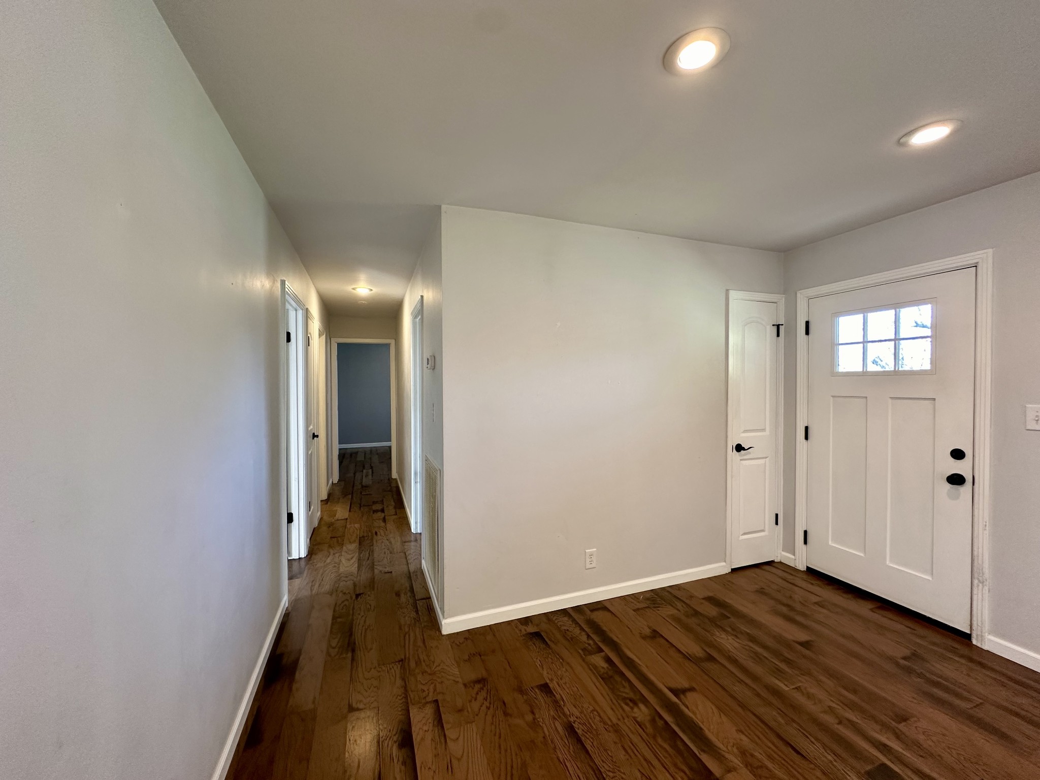 770 Pollard Road Clarksville, TN 37042 - Photo 7 of 26 Gallery Image 7
