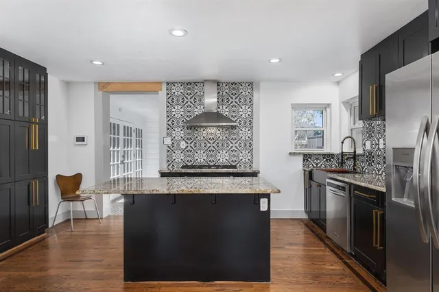 $4,250 | 9929 Gooding Drive, Dallas, TX 75220