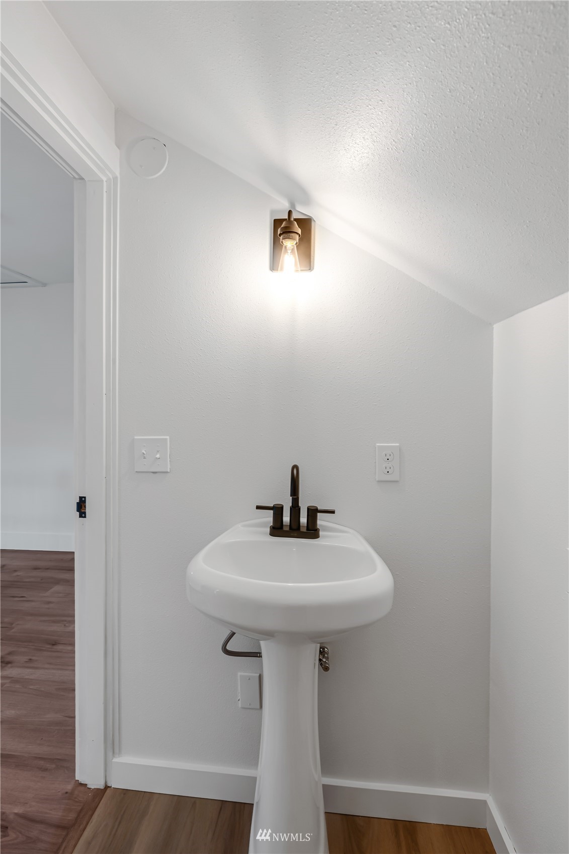 537 Carnine Road Castle Rock, WA 98611 - Photo 22 of 32 Gallery Image 22