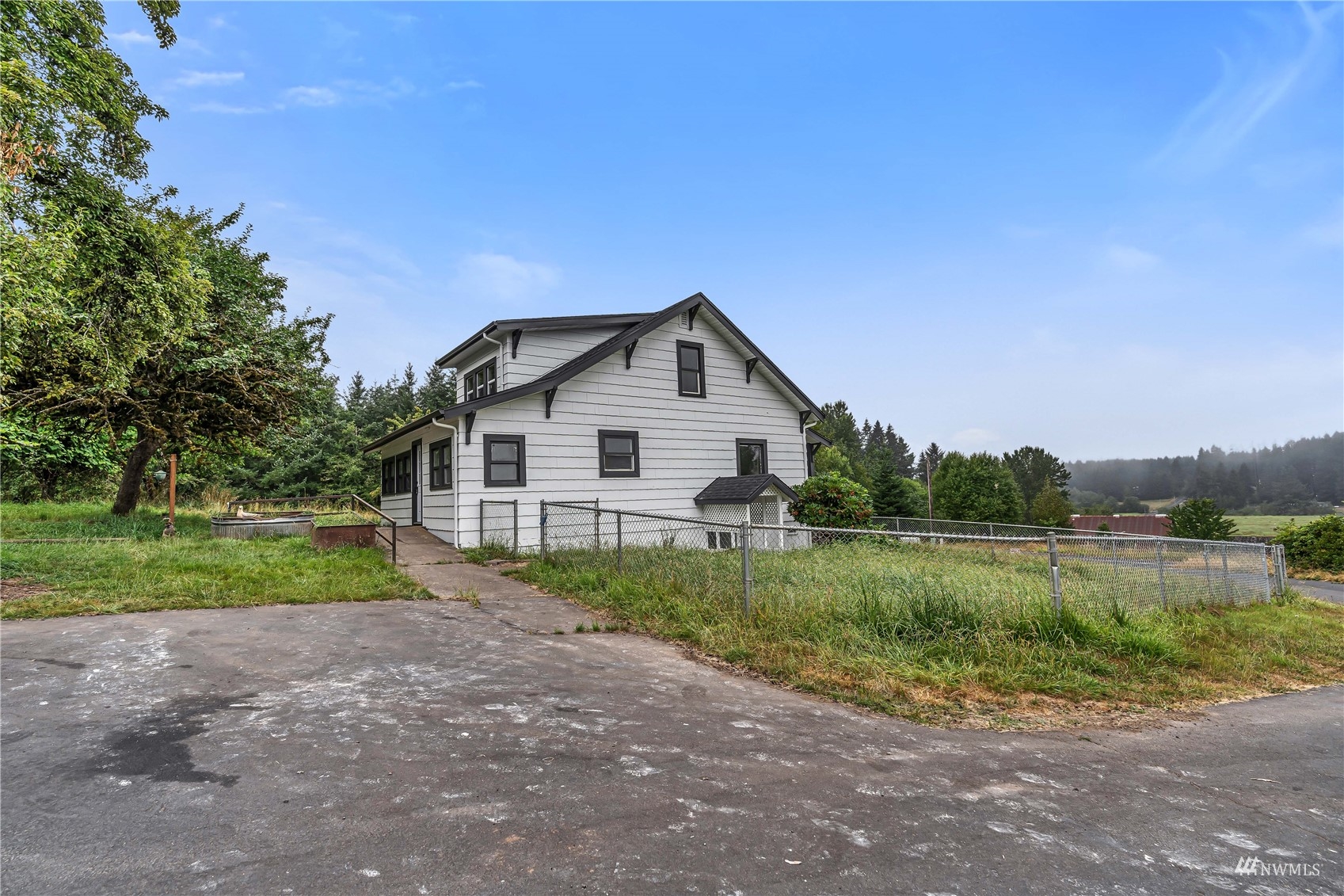 537 Carnine Road Castle Rock, WA 98611 - Photo 3 of 32 Gallery Image 3