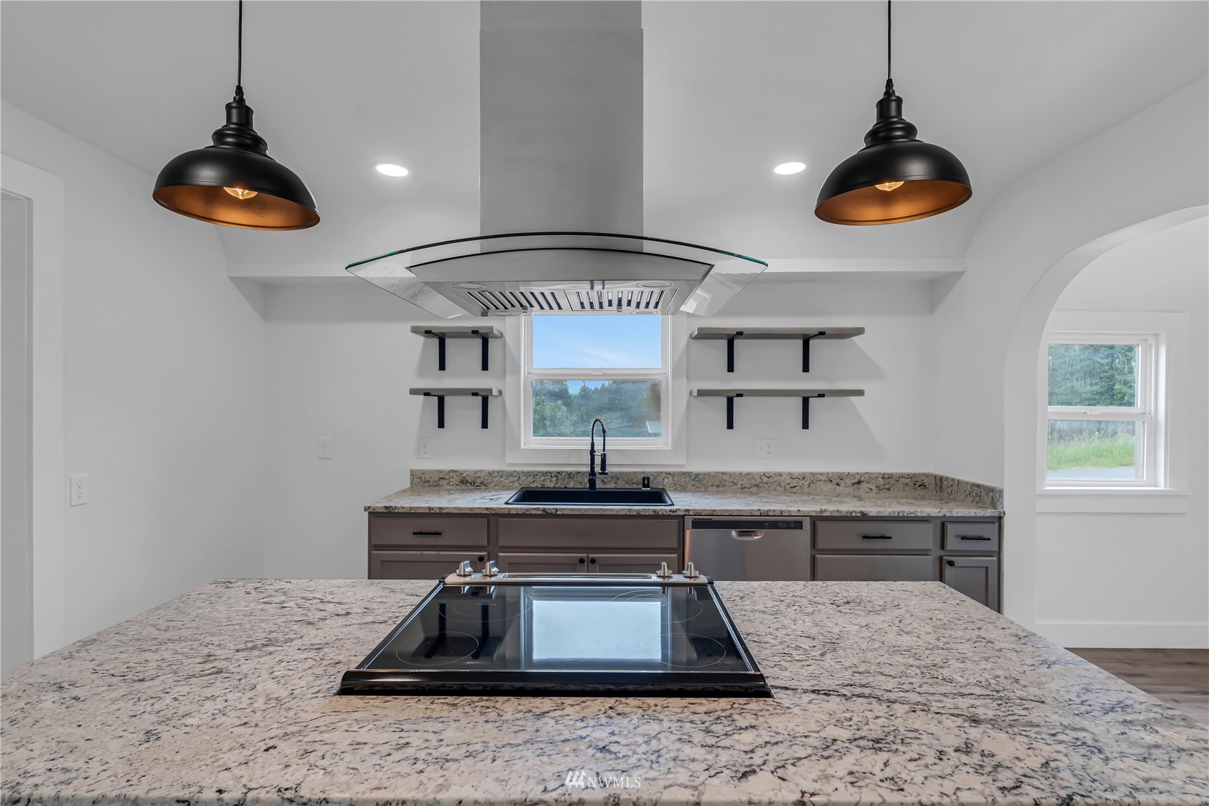 537 Carnine Road Castle Rock, WA 98611 - Photo 7 of 32 Gallery Image 7
