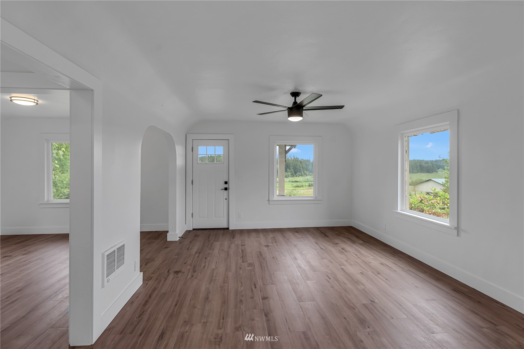 537 Carnine Road Castle Rock, WA 98611 - Photo 10 of 32 Gallery Image 10