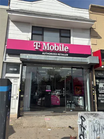 $3,500 | 219-07 Jamaica Avenue | Queens Village