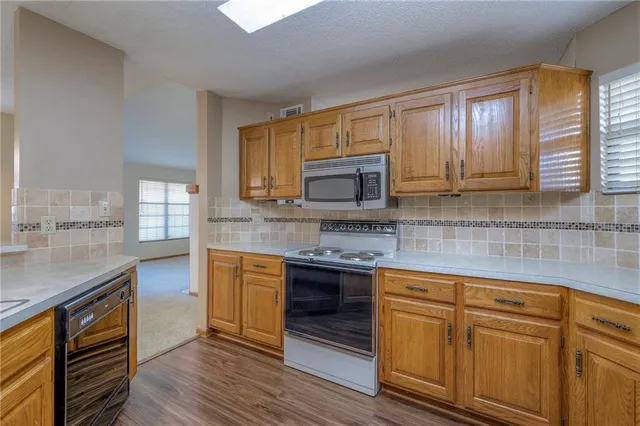 $200,000 | 12202 Charlotte Street, Kansas City, MO 64146