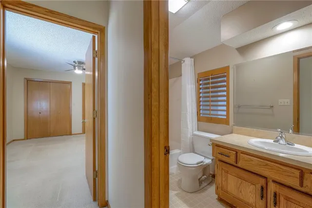 $200,000 | 12202 Charlotte Street, Kansas City, MO 64146