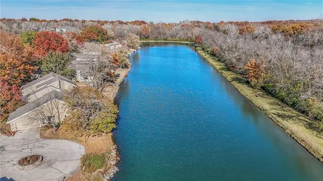 $200,000 | 12202 Charlotte Street, Kansas City, MO 64146