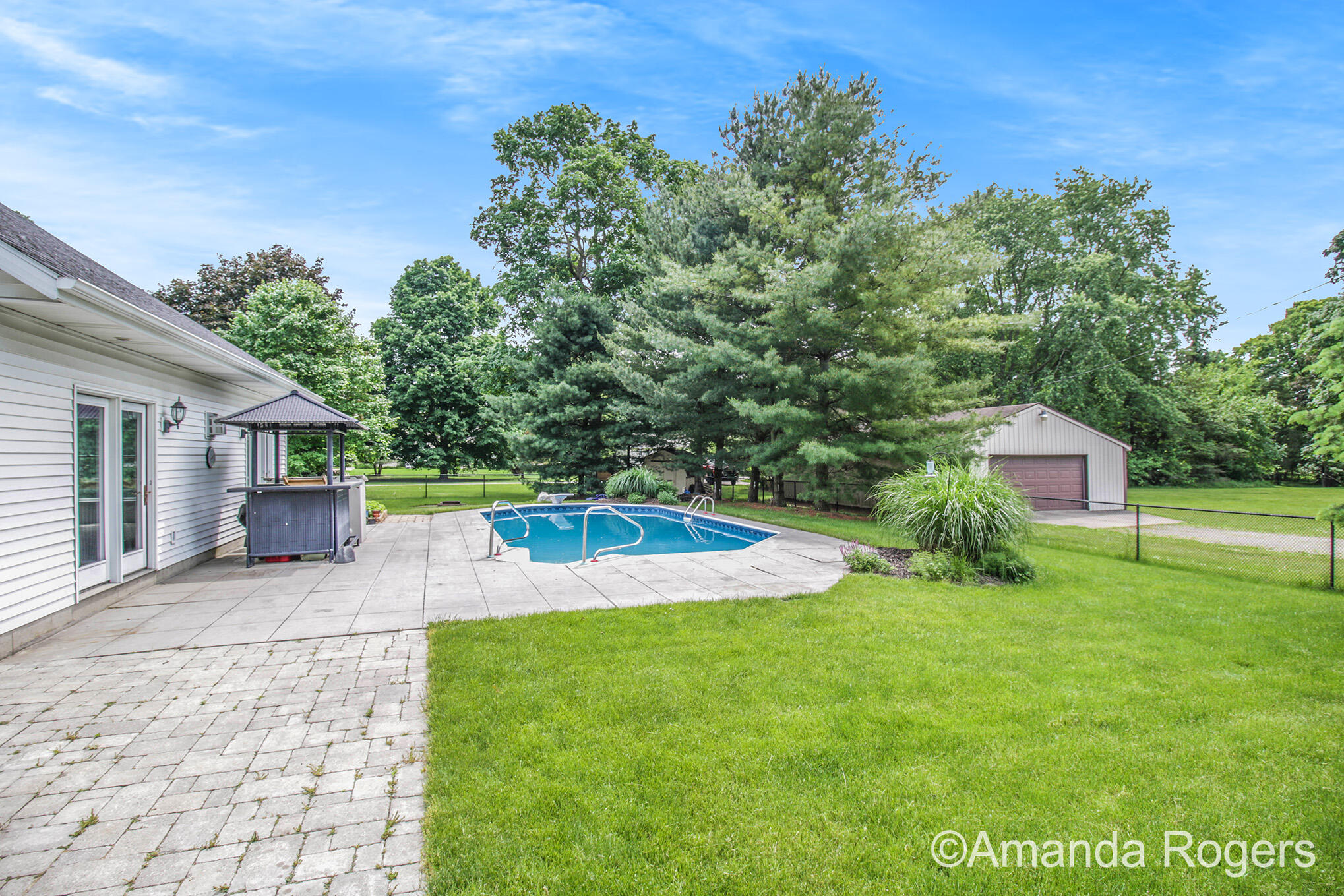 890 Bowes Road Lowell, MI 49331 - Photo 29 of 31 Photo Jun 10, 12 32 55 PM