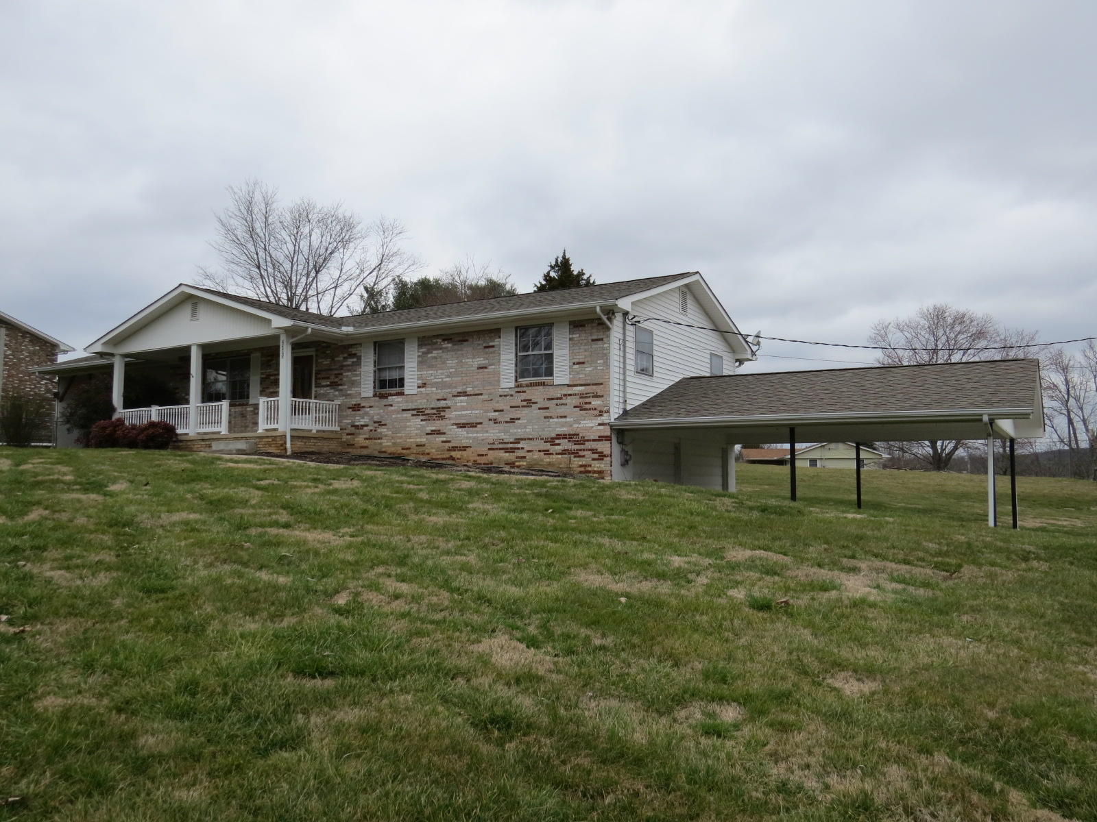 2305 Cunningham Road Knoxville, TN 37918 - Photo 1 of 22 Front of Home