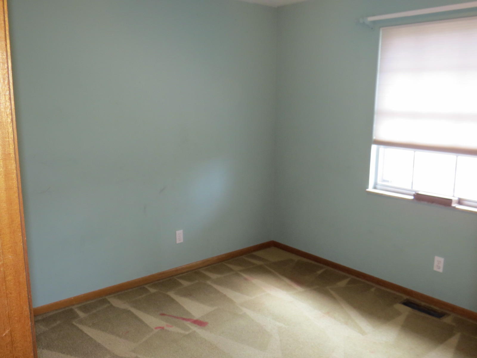 2305 Cunningham Road Knoxville, TN 37918 - Photo 11 of 22 2nd bedroom