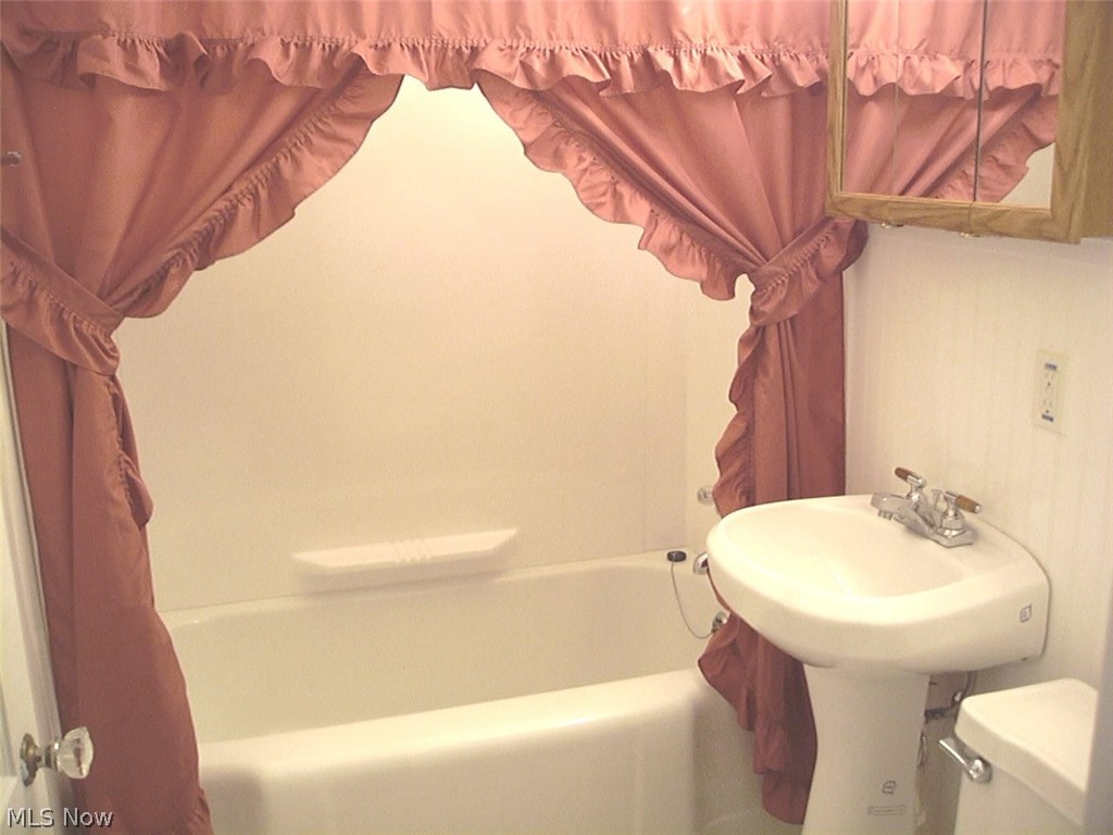 2539 Mogadore Road Akron, OH 44312 - Photo 10 of 17 Gallery Image 10