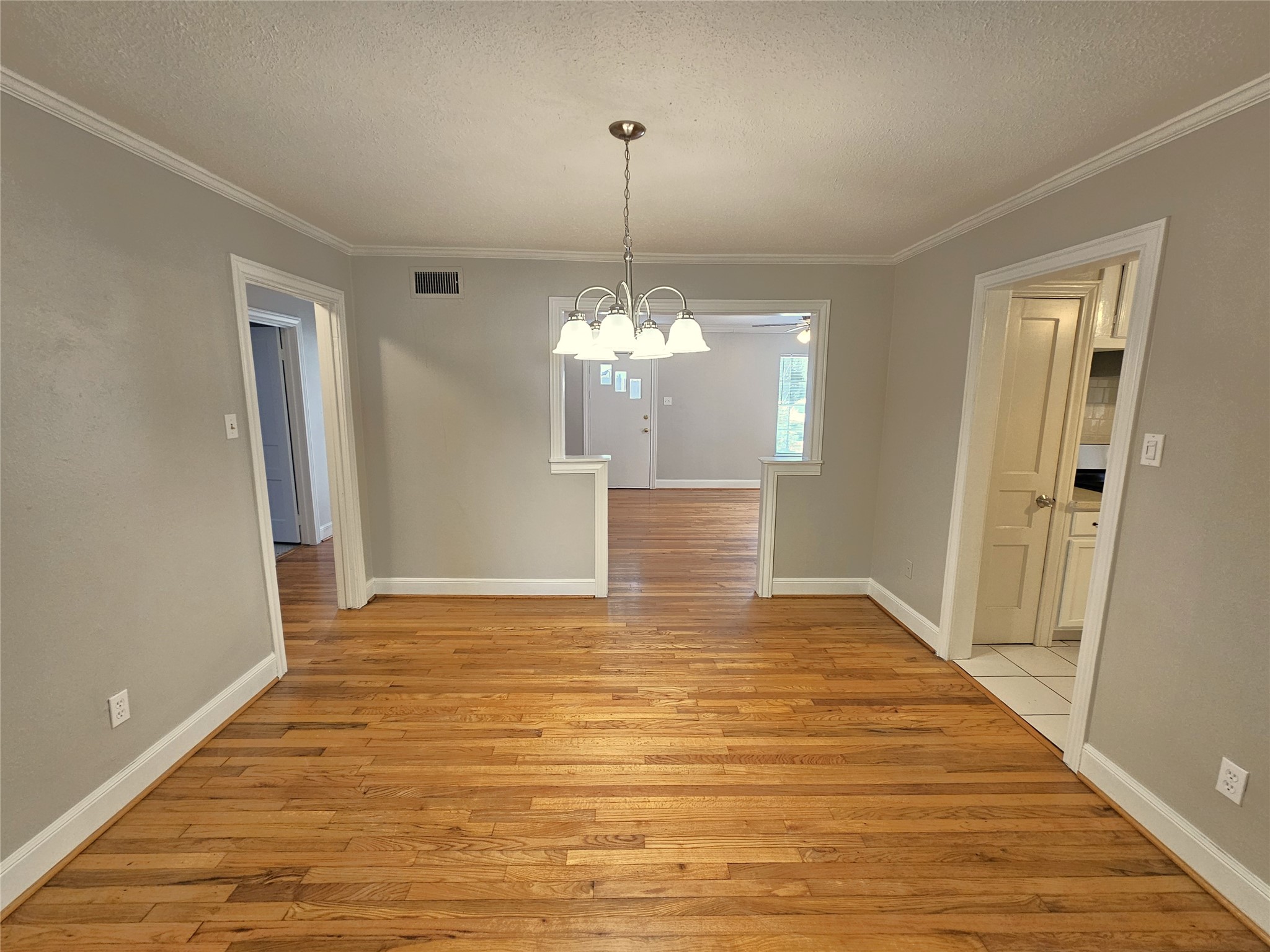 6647 Sylvan Road Houston, TX 77023 - Photo 3 of 7