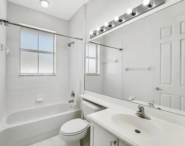 $448,000 | 1388 Vía De Pepi, Boynton Beach, FL 33426