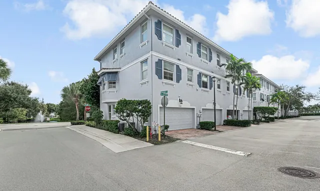$448,000 | 1388 Vía De Pepi, Boynton Beach, FL 33426