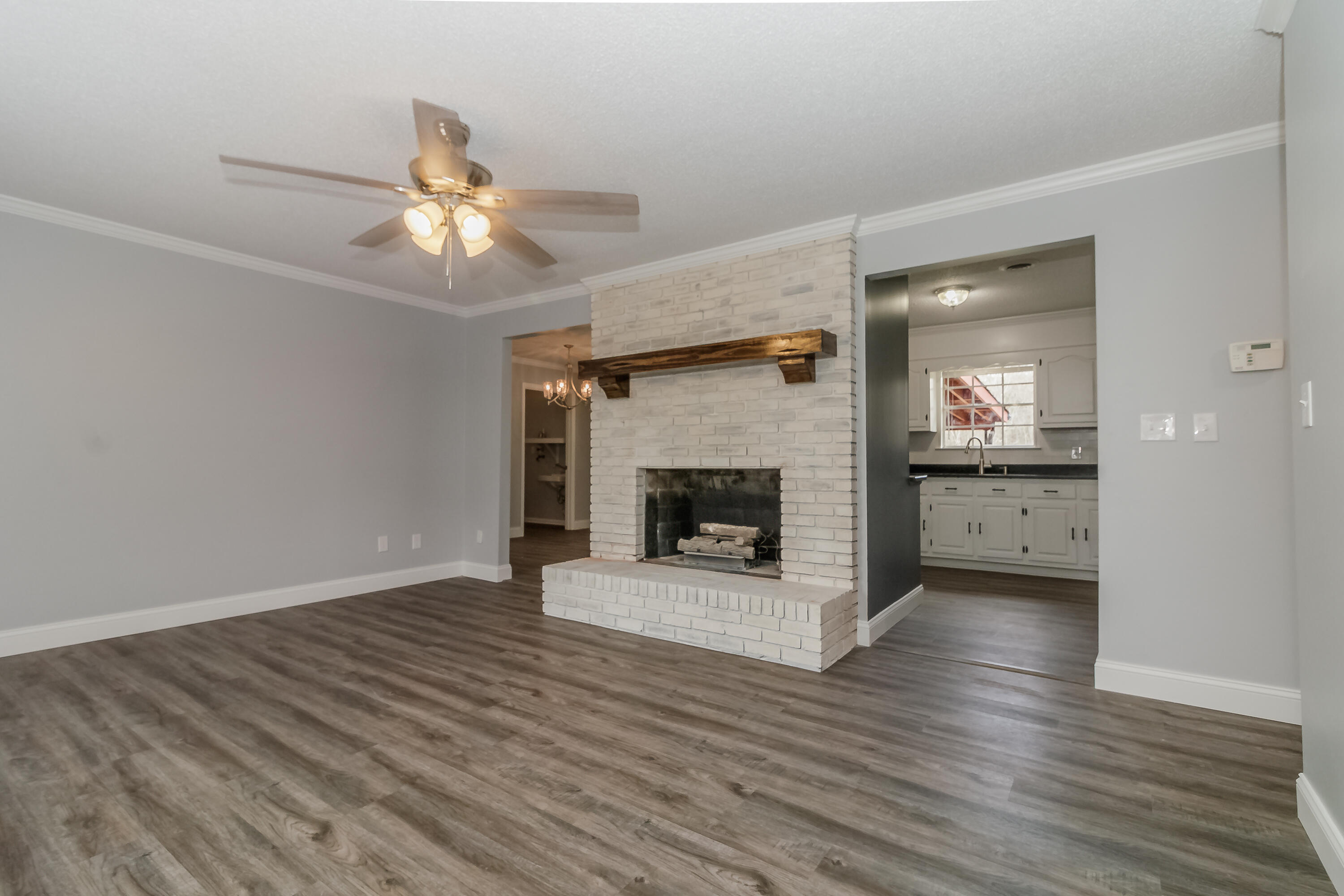1285 South Burnt Mill Road LaFayette, GA 30728 - Photo 2 of 47 Living Room