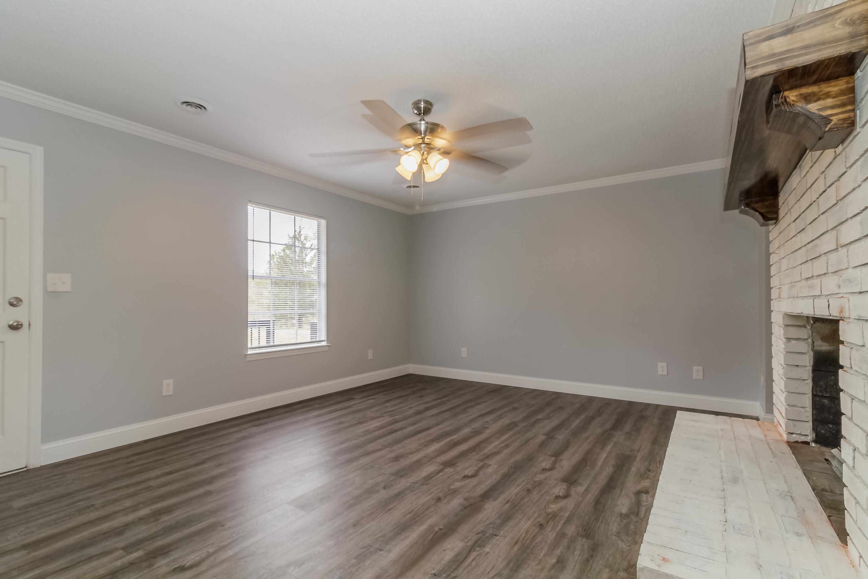 1285 South Burnt Mill Road LaFayette, GA 30728 - Photo 5 of 47 Living Room