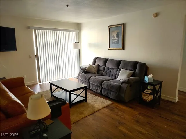 $180,000 | 3550 Bay Sands Drive, Unit 2016, Laughlin, NV 89029