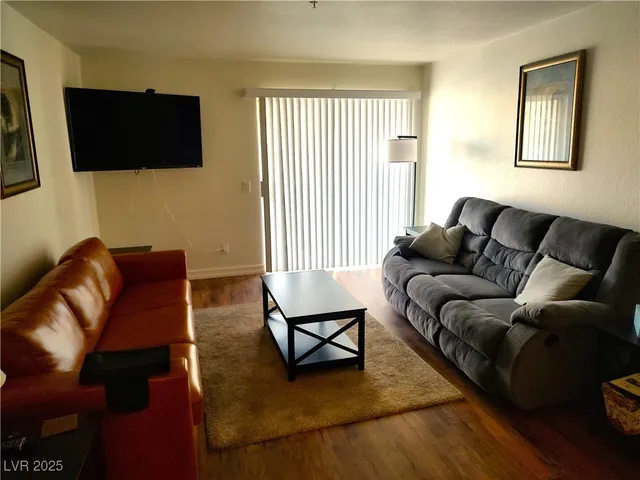 $180,000 | 3550 Bay Sands Drive, Unit 2016, Laughlin, NV 89029