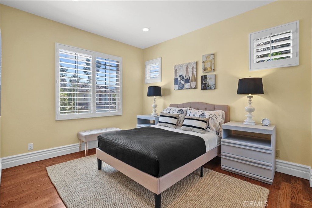 18 Lyon Newport Coast, CA 92657 - Photo 25 of 45 a bedroom with a bed and a window