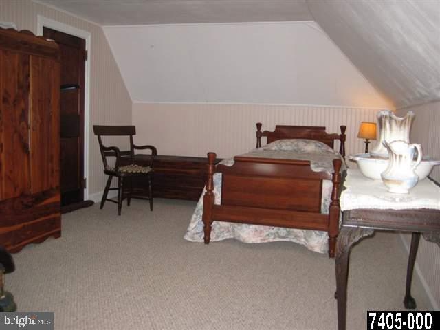 448 Locust Grove Road York, PA 17402 - Photo 14 of 25 Gallery Image 14