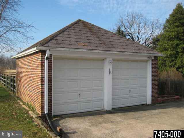 448 Locust Grove Road York, PA 17402 - Photo 21 of 25 Gallery Image 21