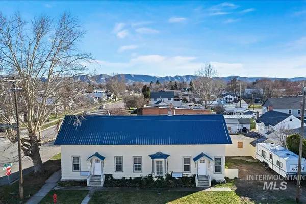 $484,900 | 201 West 1st Street, Emmett, ID 83617