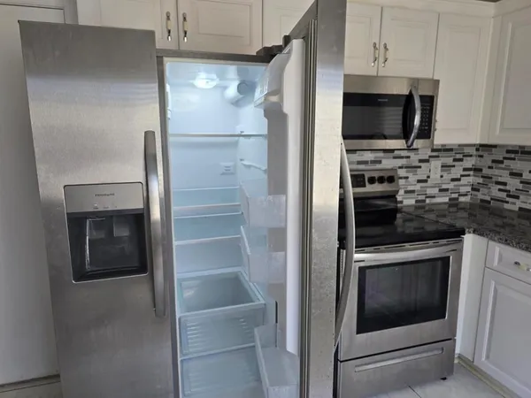 $3,000 | 4768 Southwest 14th Court, Deerfield Beach, FL 33442