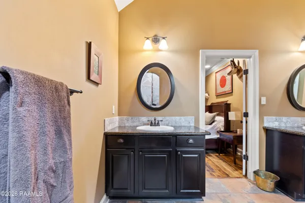 $2,500 | 126 Heathwood Drive, Broussard, LA 70518