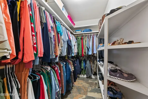 $2,500 | 126 Heathwood Drive, Broussard, LA 70518