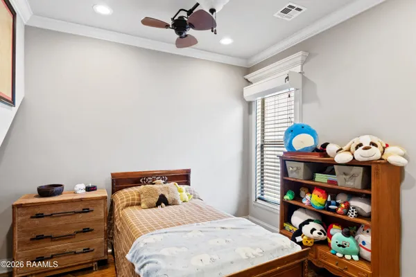 $2,500 | 126 Heathwood Drive, Broussard, LA 70518