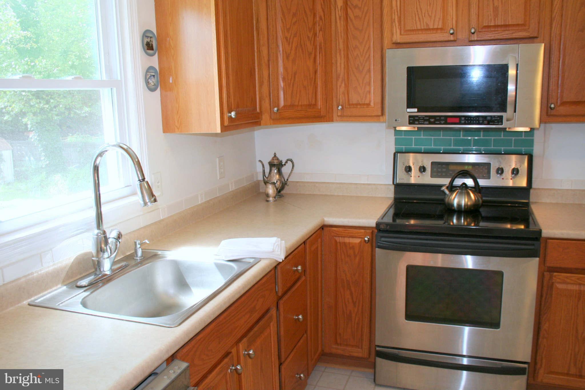 6905 Yale Road Baltimore, MD 21220 - Photo 10 of 27 Stainless Steel Appliances
