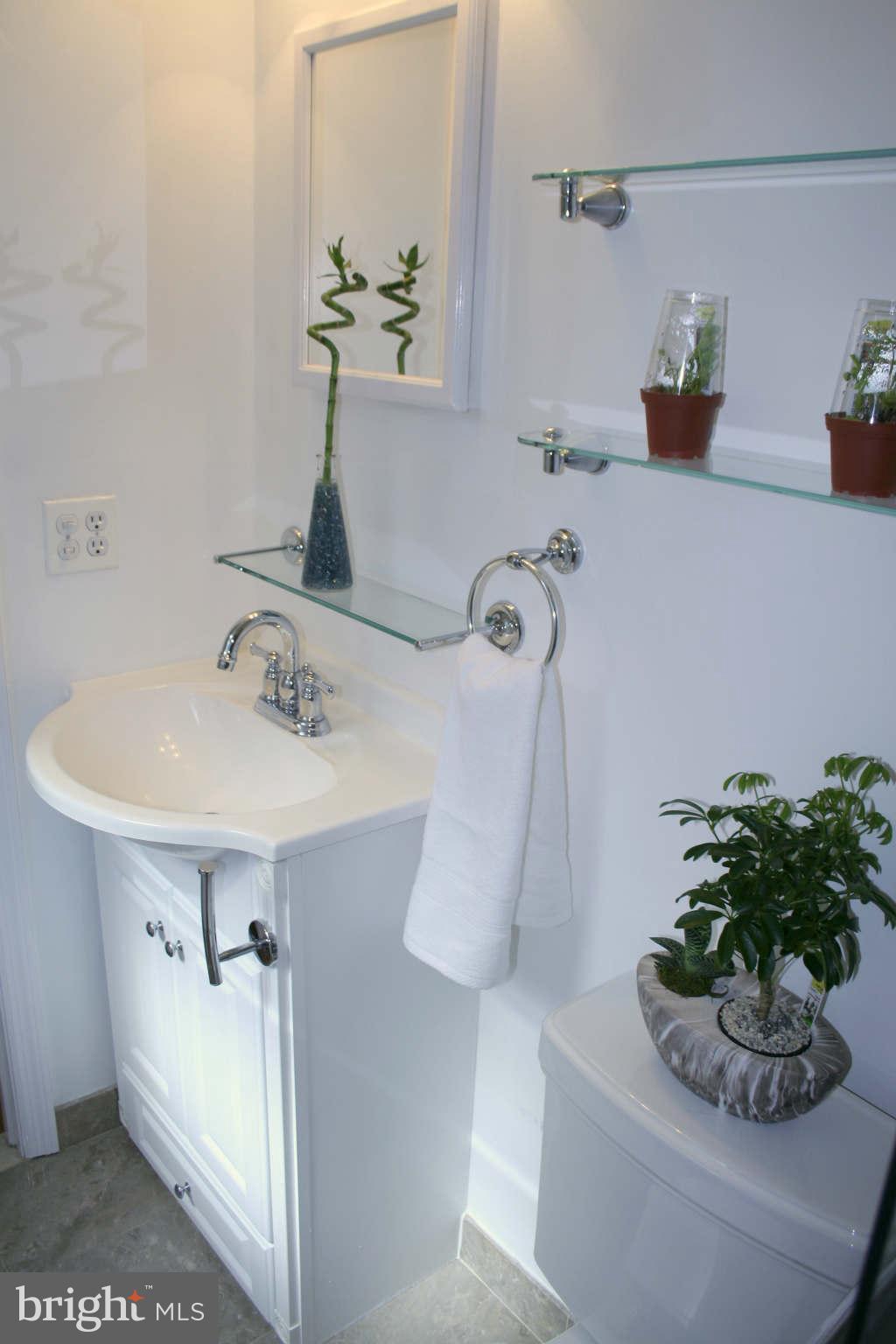 6905 Yale Road Baltimore, MD 21220 - Photo 14 of 27 Master Bath Vanity