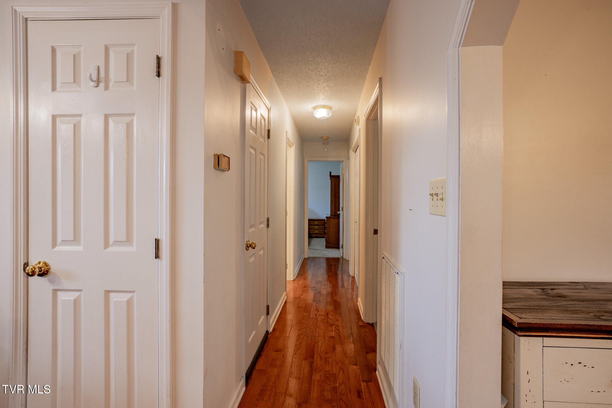 1520 Ripley Island Road Afton, TN 37616 - Photo 9 of 34 1R9A9845-HDR-2