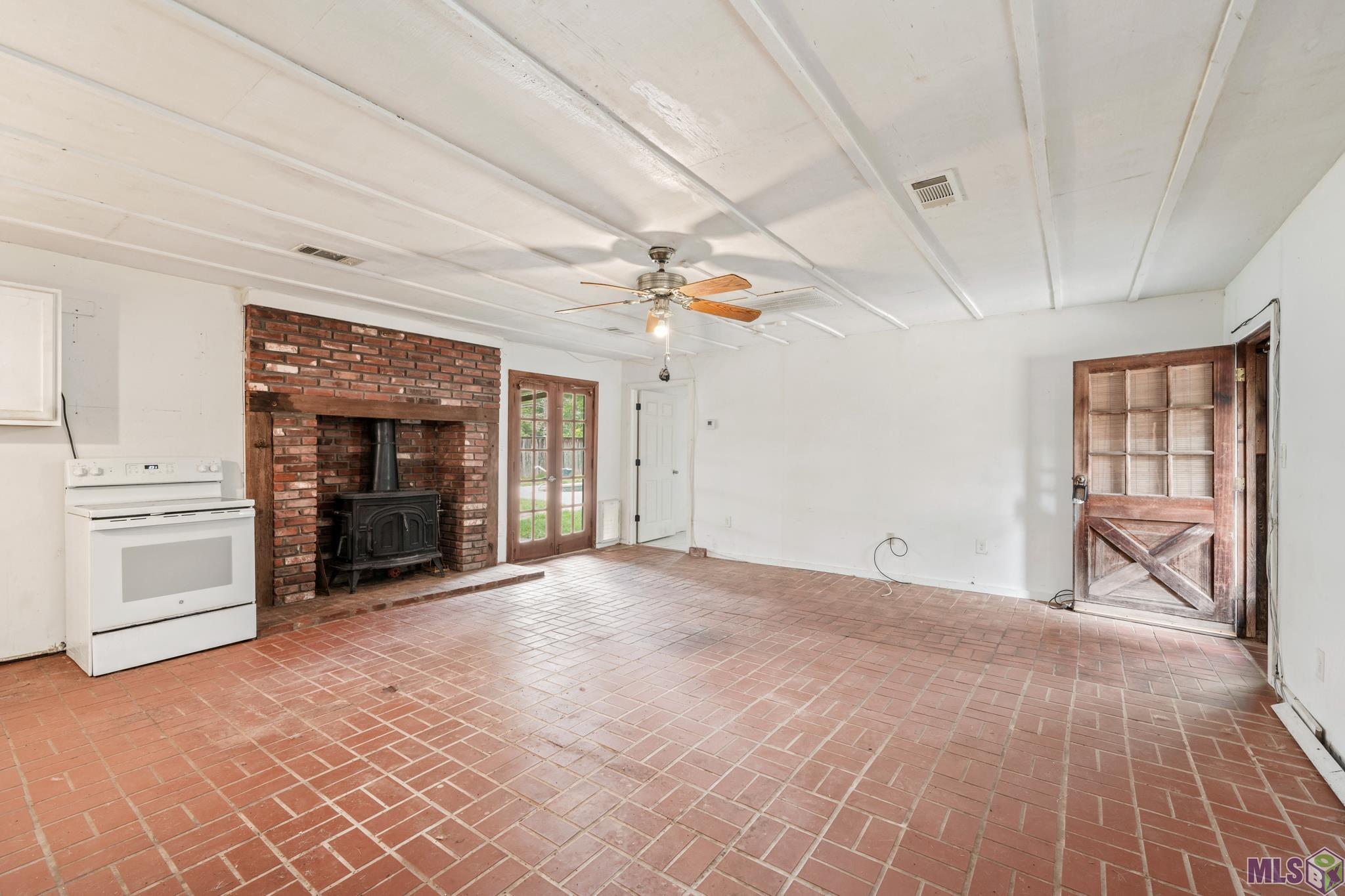17827 Magnolia Bridge Road Greenwell Springs, LA 70739 - Photo 15 of 25 Gallery Image 15