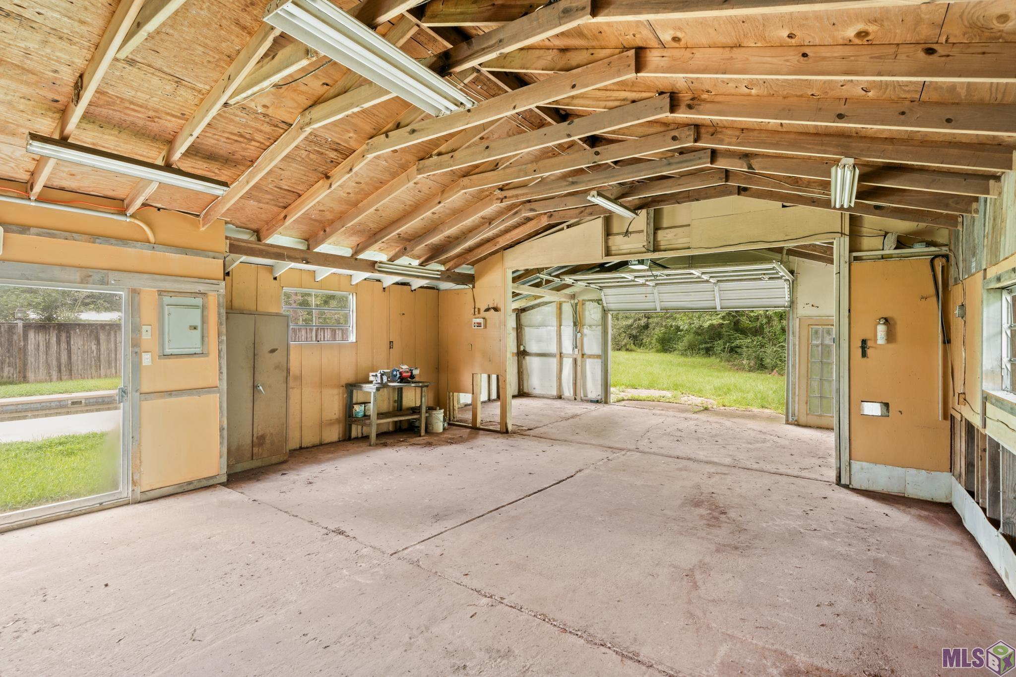 17827 Magnolia Bridge Road Greenwell Springs, LA 70739 - Photo 6 of 25 Gallery Image 6