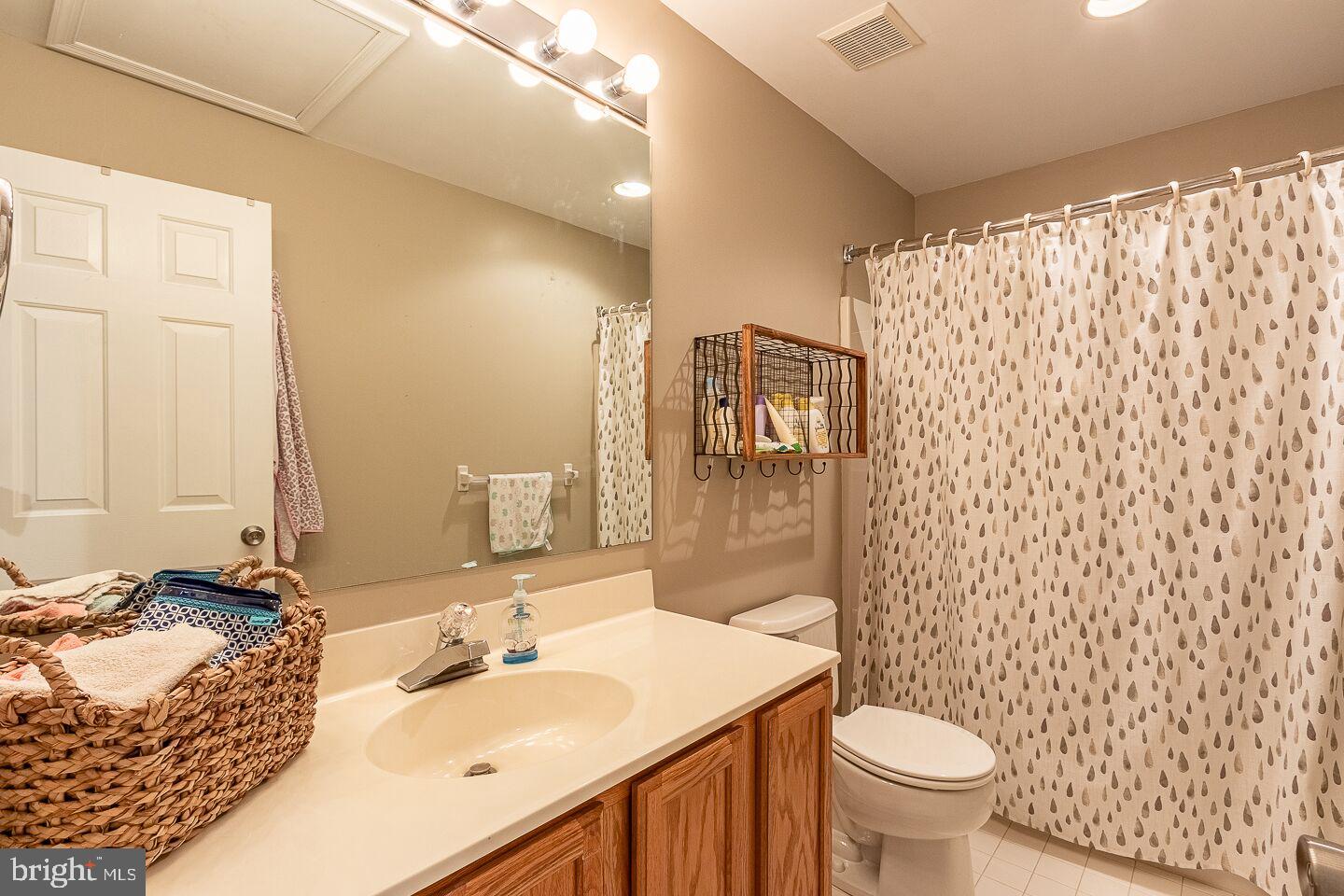 38 North Hawthorne Road Coatesville, PA 19320 - Photo 20 of 28