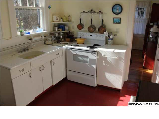 1411 Sutherland Place Birmingham, AL 35209 - Photo 8 of 15